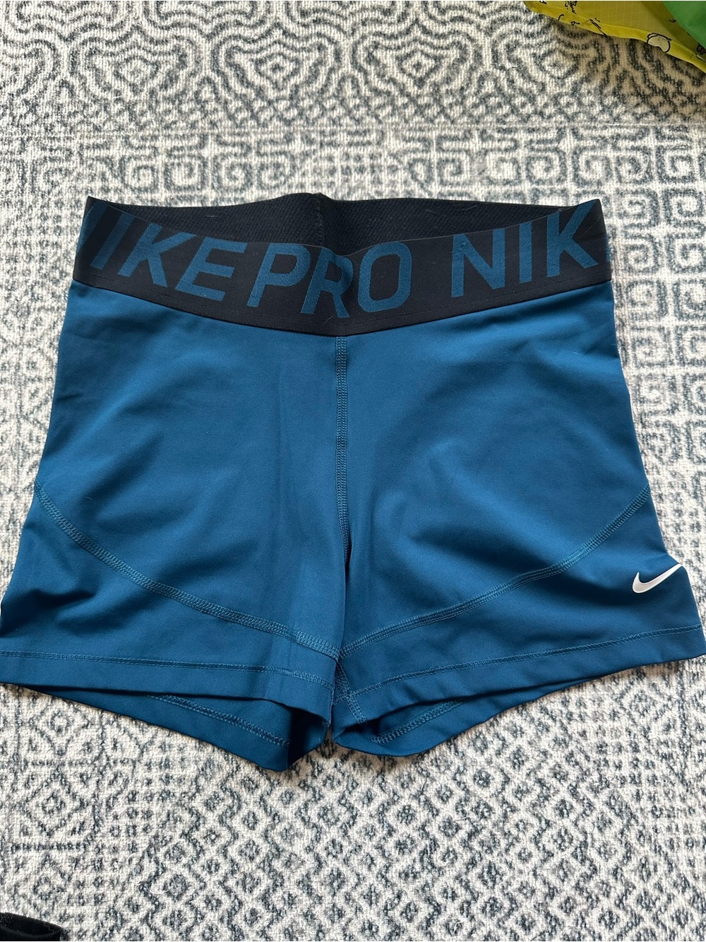 Nike Pro Women's Athletic Shorts Size Medium